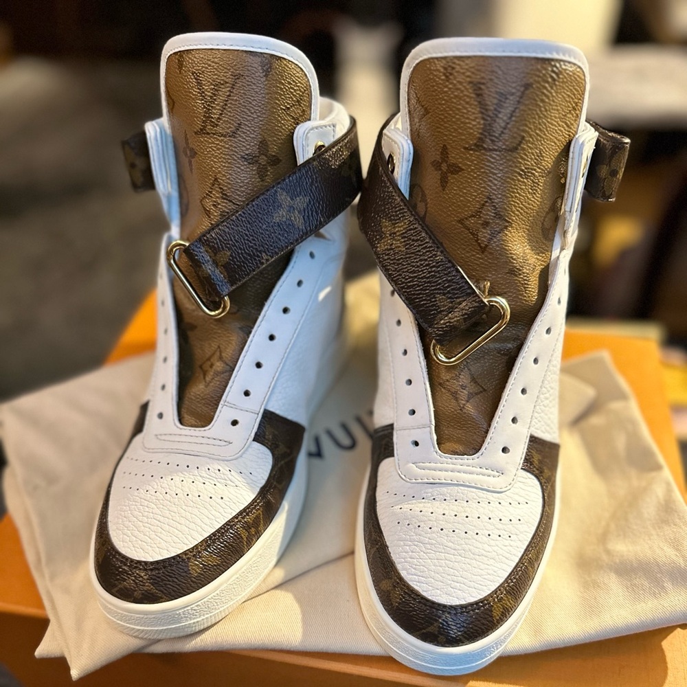 Women’s Louis Vuitton Boombox Sneaker